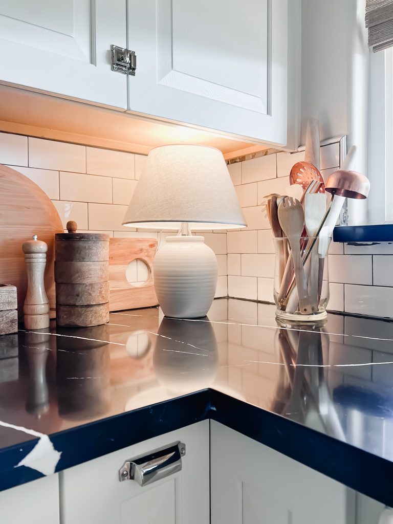 10 Reasons Why a Lamp in Your Kitchen Will Change Your Life