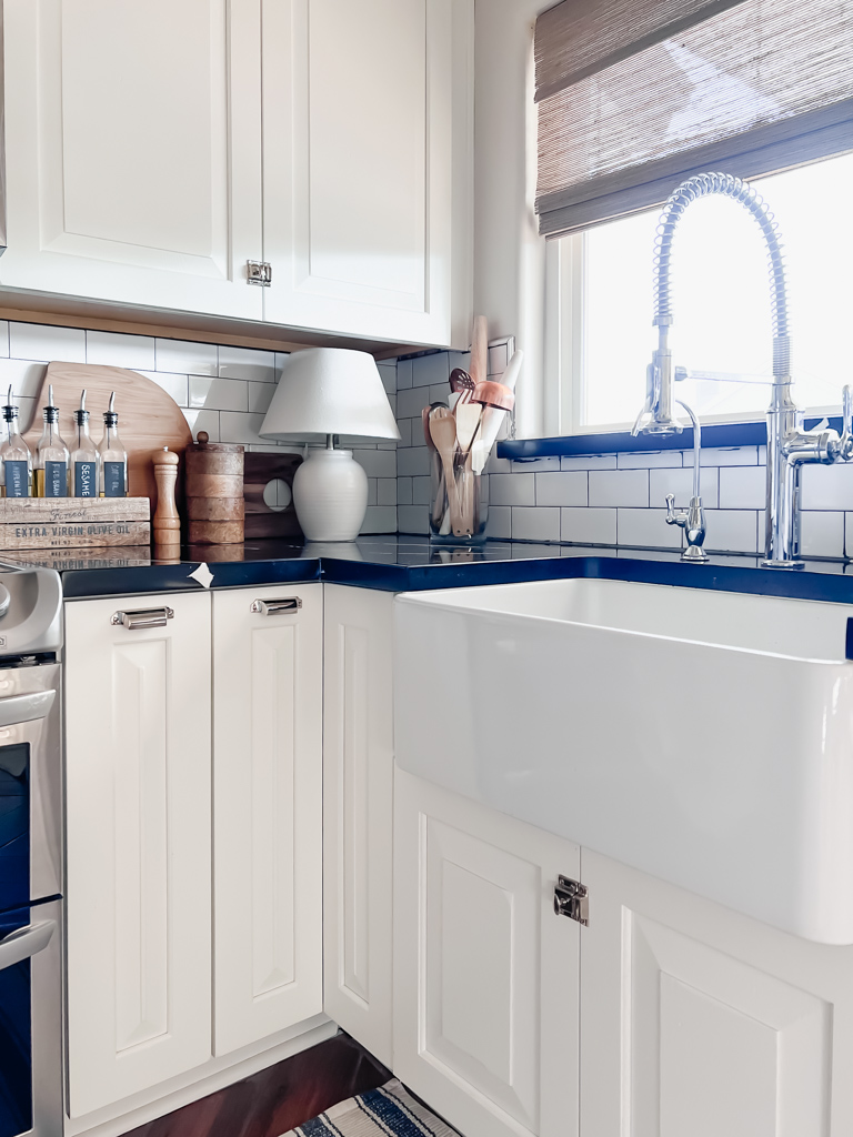 10 Reasons Why a Lamp in Your Kitchen Will Change Your Life